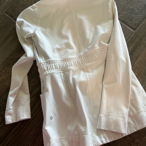 Lululemon Sweater - Picture 2 of 4